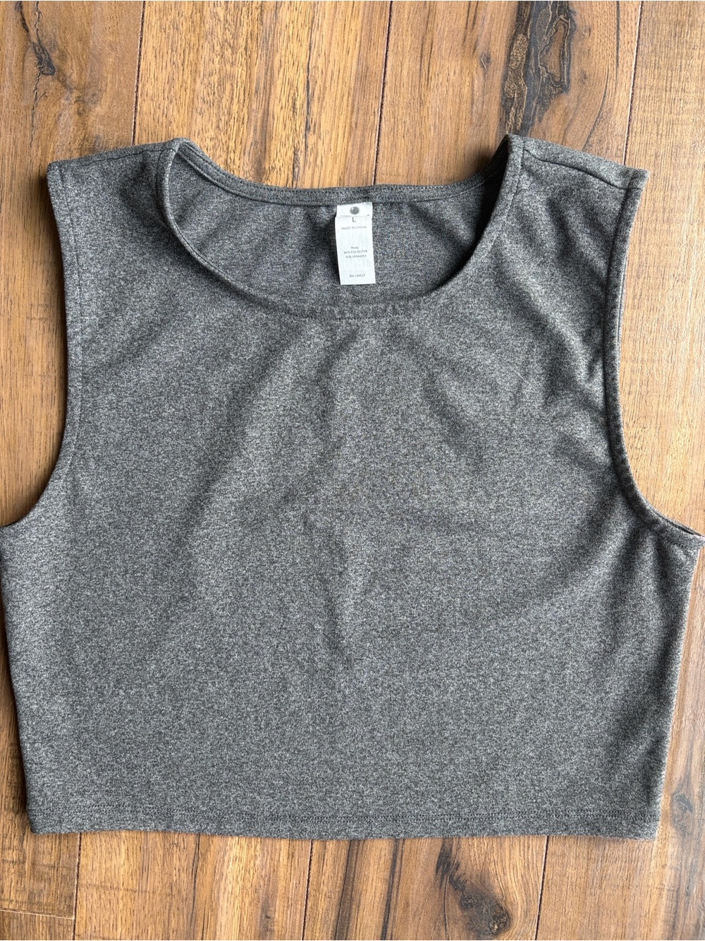 YOGALICIOUS (NWOT) Women’s Pure Cloud Nicki Muscle Crop Tank